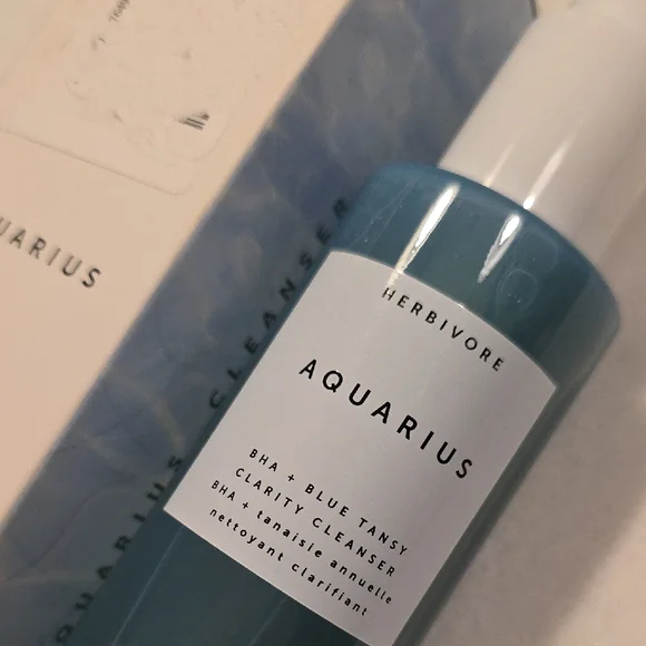 Herbivore Aquarius BHA Blue Tansy Cleanser